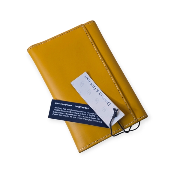 NWT Dooney & Bourke Smooth Leather Mustard Front Flap Wallet - Picture 5 of 8